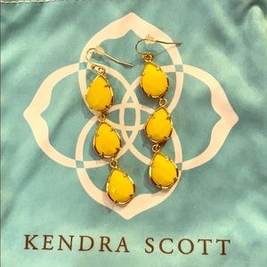 Kendra Scott yellow (gold metal) drop earrings